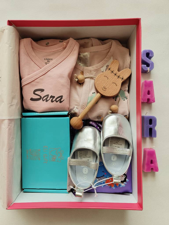 گیفت باکس طناز